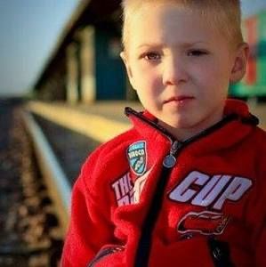 Meet your Posher, Logan